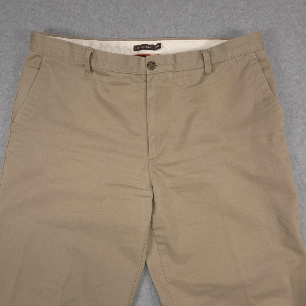 Dockers D3 Mens 38x29 Beige Khaki Flat Front Casual Chino Pants School